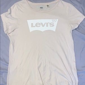 Levi’s Tee